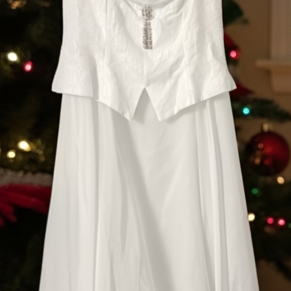 Elegant White Wedding Dress